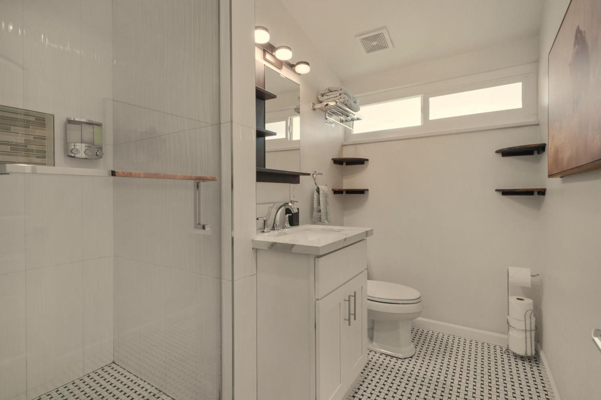 Safari Adventure: Arcade, Golf, Playground, Cars & More! Holiday home *